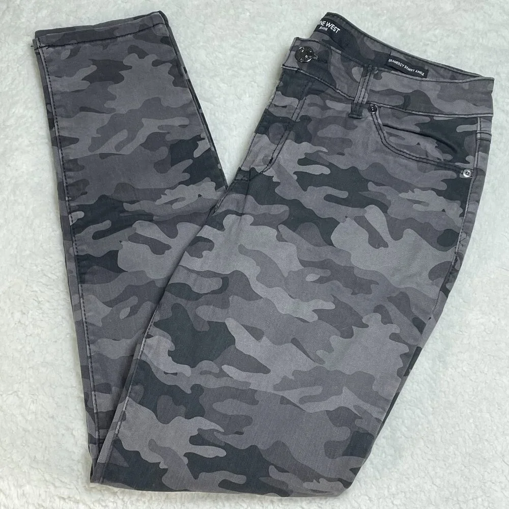 Nine West Jeans Womens 6 Brown Camo Floral Skinny Ankle Mid Rise Denim 28x28 - Picture 1 of 11